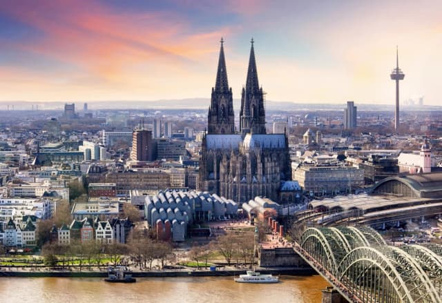 Kölner Dom, Quelle: TTstudio - fotolia.com