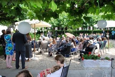 Terrasse am Rheinhotel Schulz